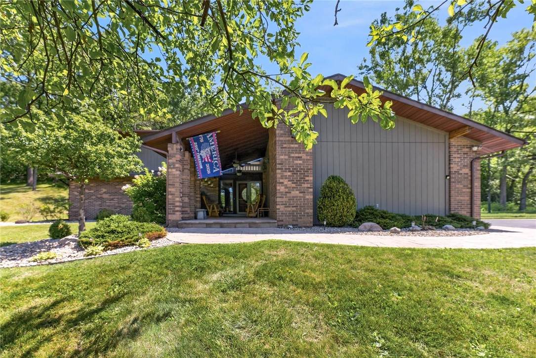 3761 Lake Road - Photo 1