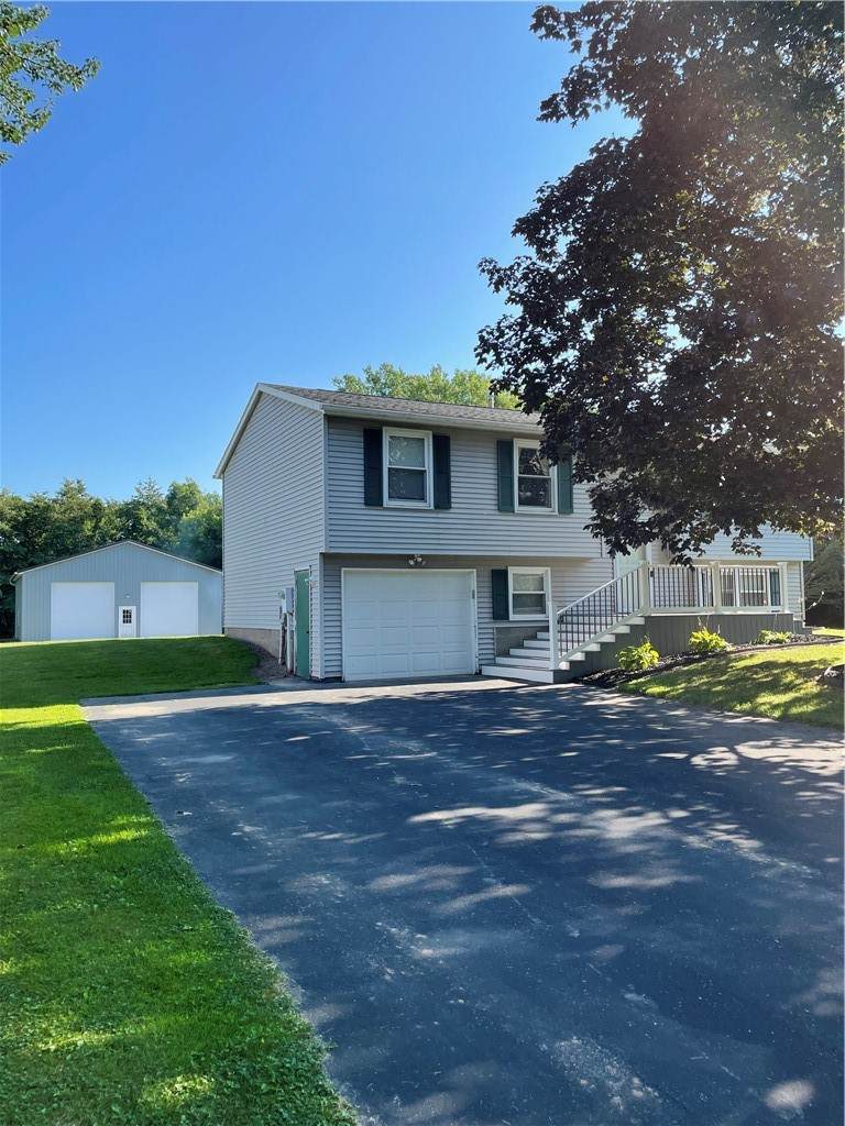 23 Highview Drive - Photo 1
