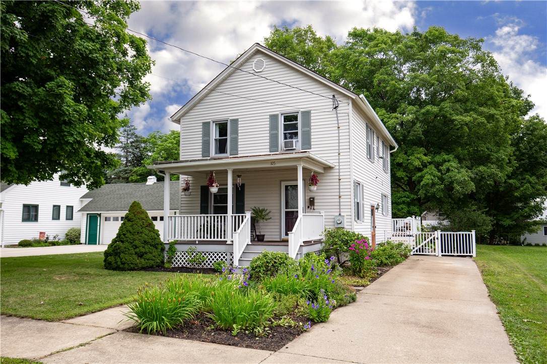 105 Robie Street - Photo 1