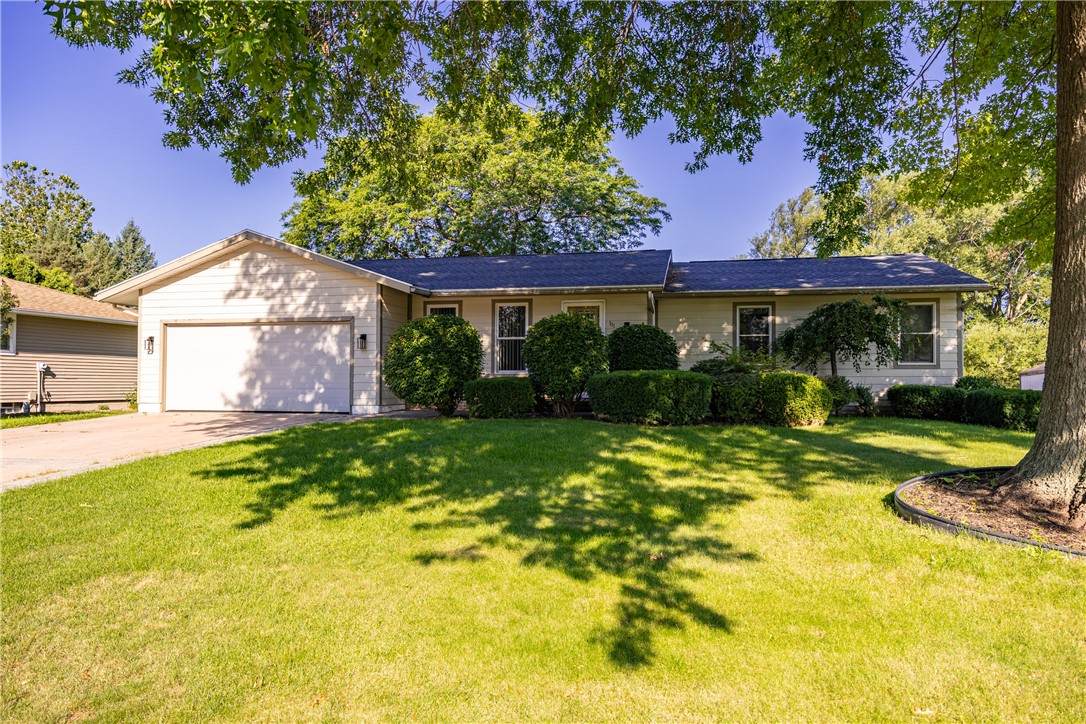 111 Kinmont Drive - Photo 1