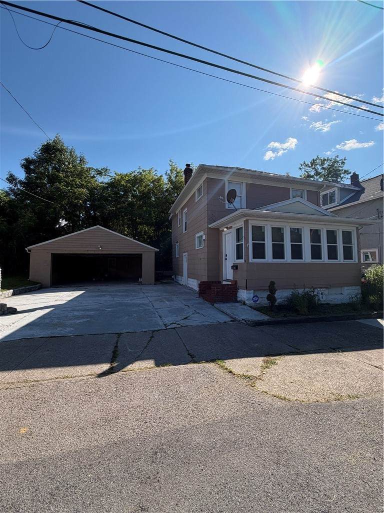 25 Lakeland Avenue - Photo 1