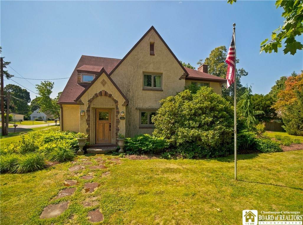 68 Terrace Avenue - Photo 1