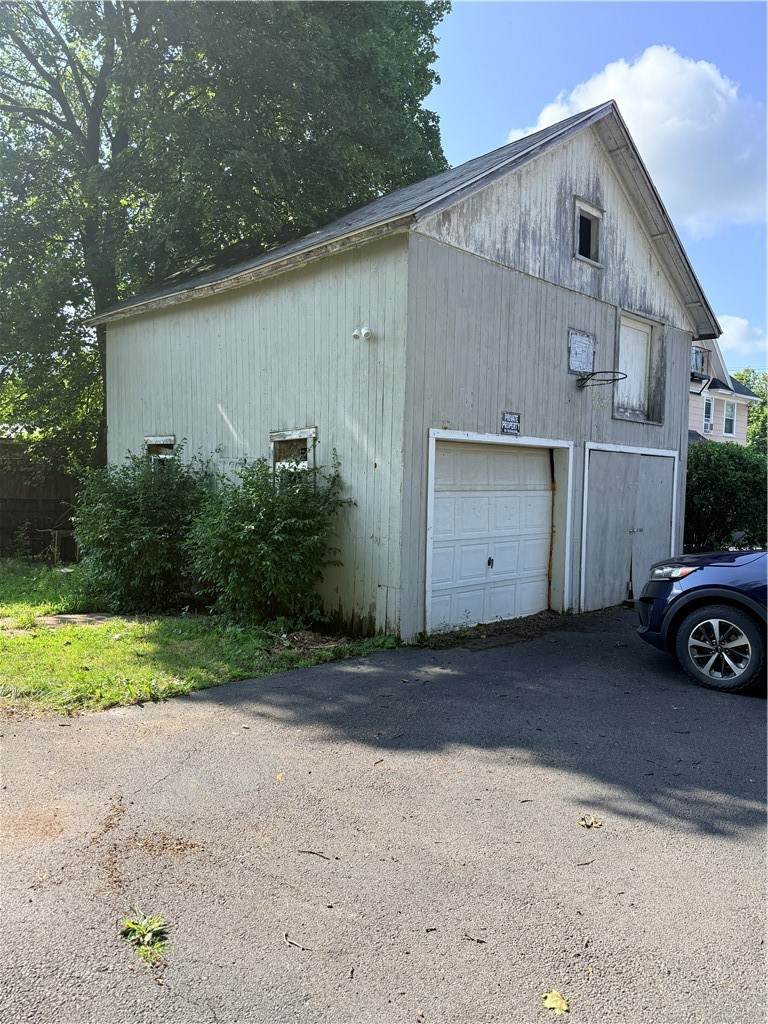 https://bt-photos.global.ssl.fastly.net/rochester/orig_boomver_1_R1704471-2.jpg