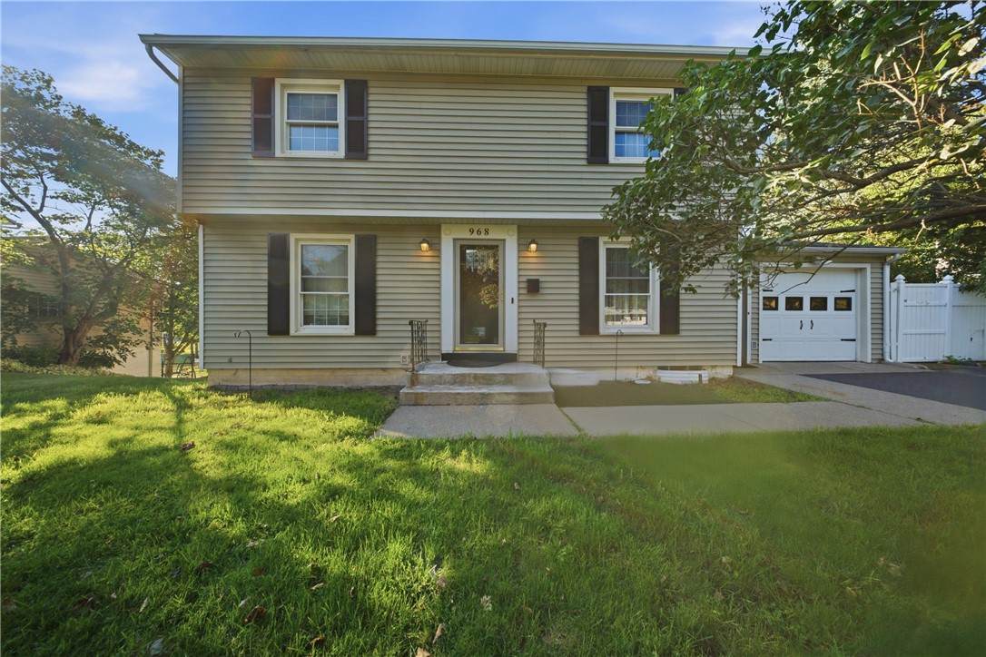 968 Rumson Road - Photo 1