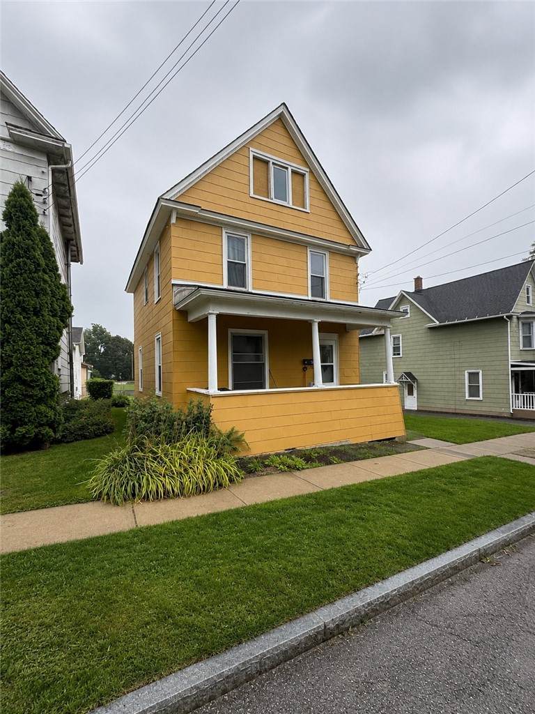 16 Avenue C - Photo 1