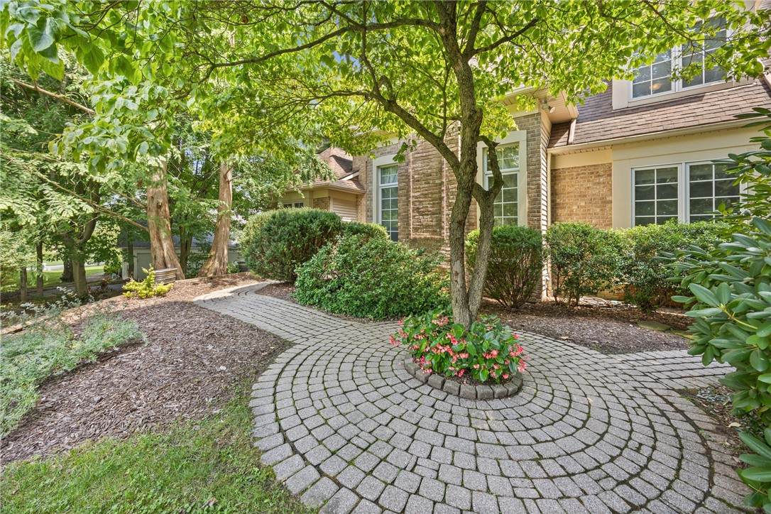 14 Barrington Hills - Photo 1