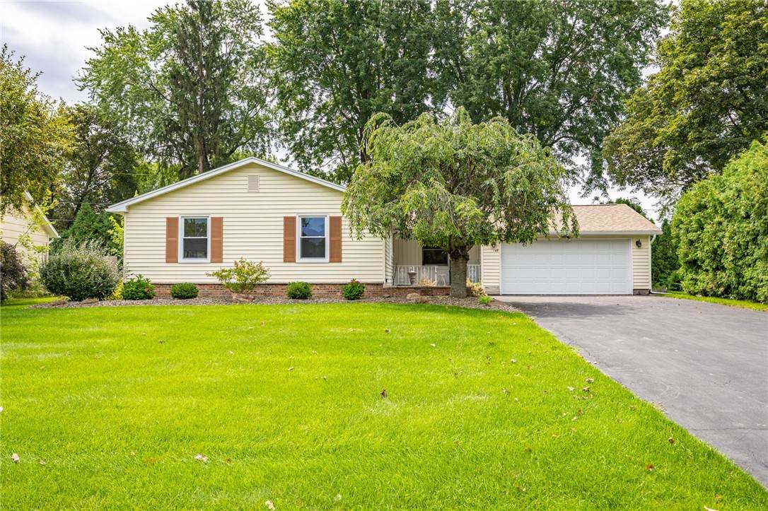 148 Carmas Drive - Photo 1