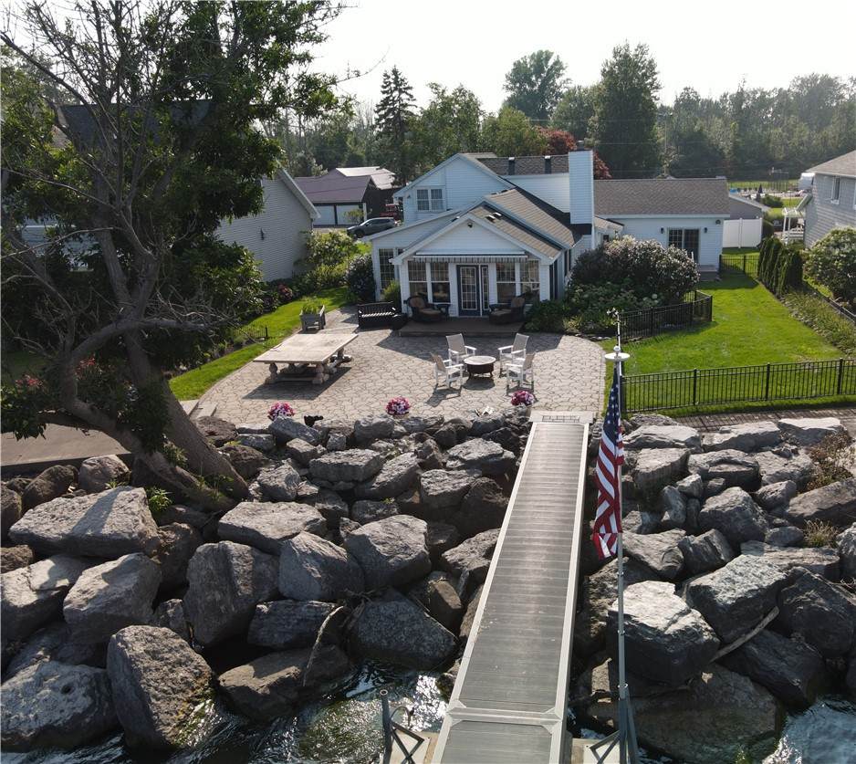 39 Lakeside Boulevard - Photo 1