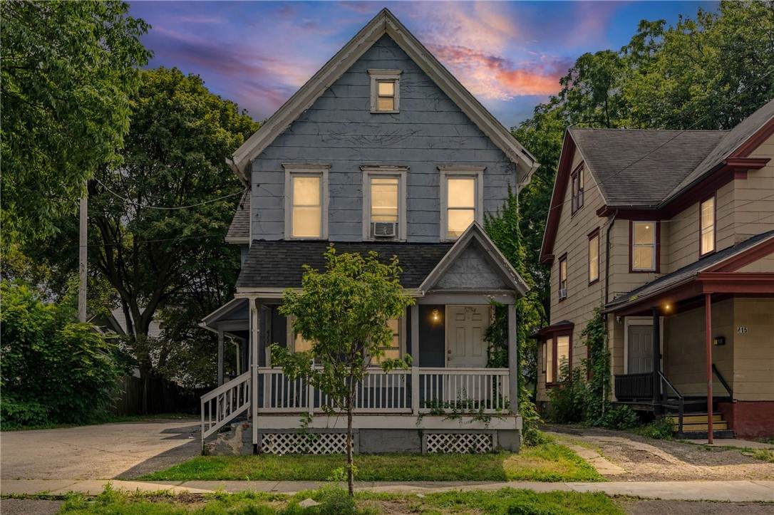 411 Jay Street - Photo 1