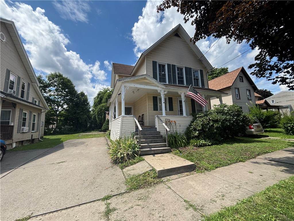 437 Clark Street - Photo 1