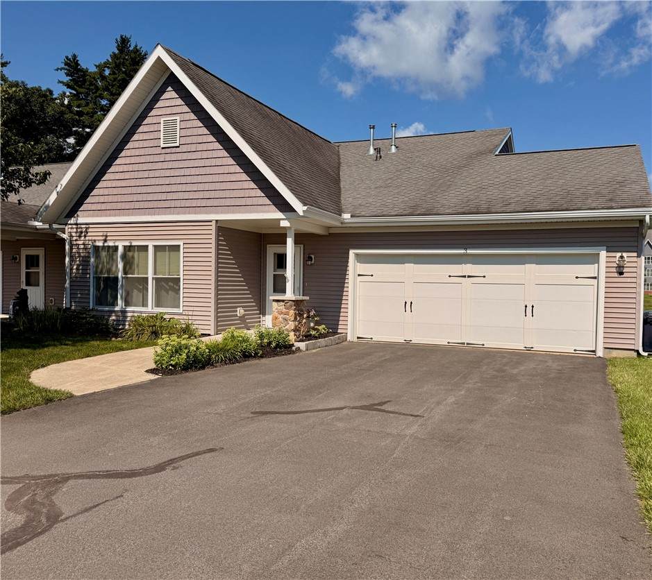 3 Roberts Way - Photo 1
