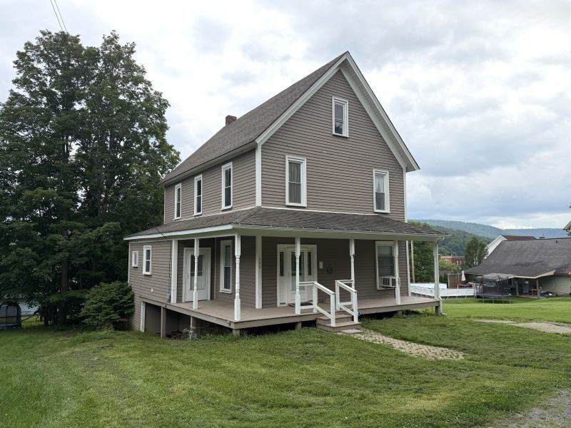109 King Street - Photo 1