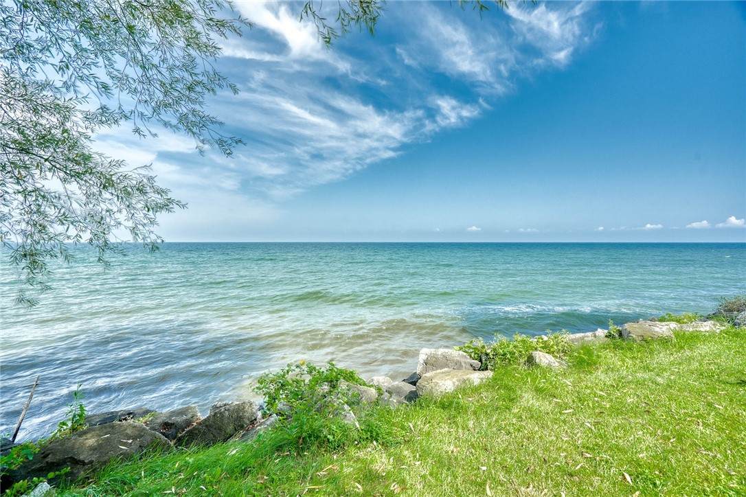 https://bt-photos.global.ssl.fastly.net/rochester/orig_boomver_1_R1707205-2.jpg