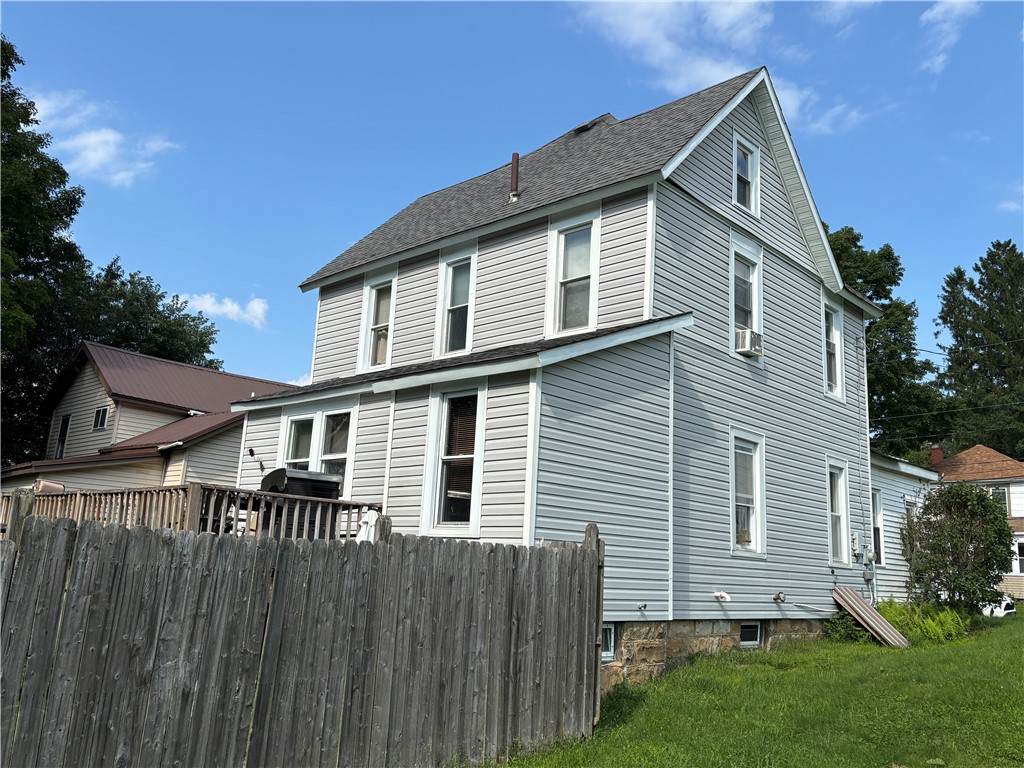 https://bt-photos.global.ssl.fastly.net/rochester/orig_boomver_1_R1707556-2.jpg