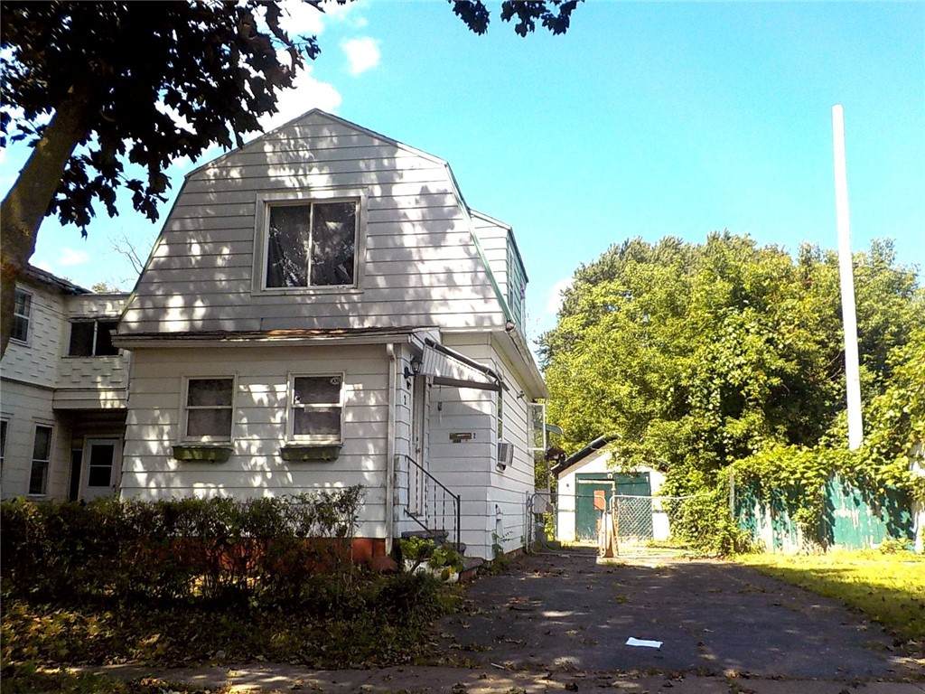 2 Laurel Street - Photo 1