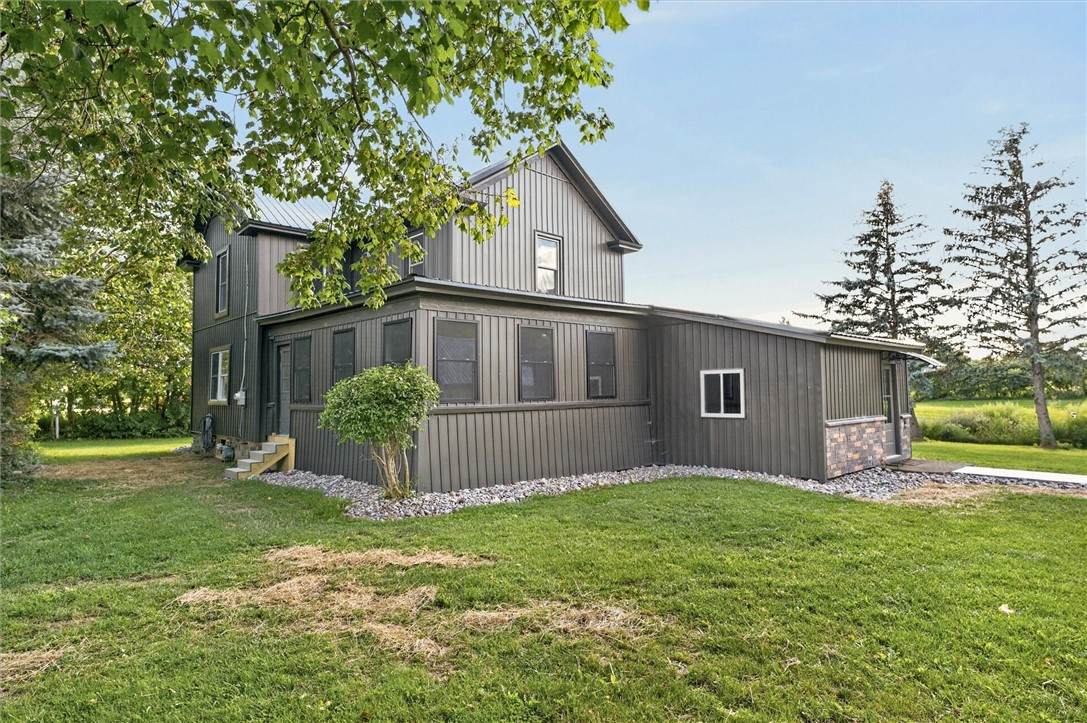 2972 Whalen Rd - Photo 1