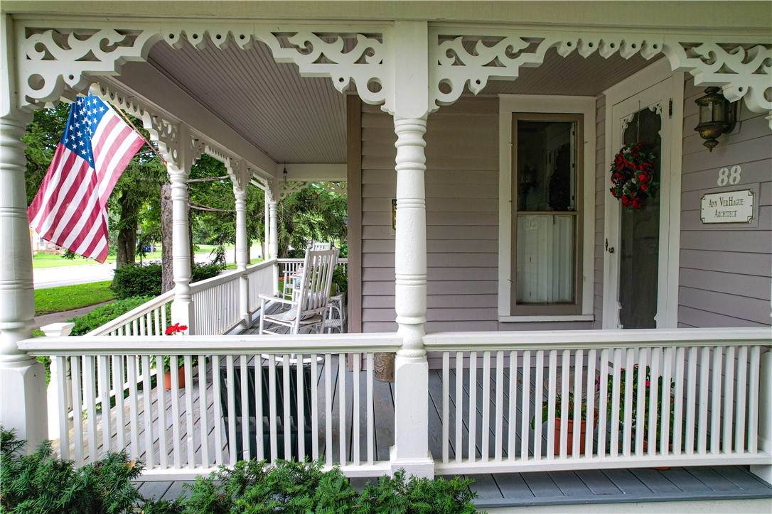 https://bt-photos.global.ssl.fastly.net/rochester/orig_boomver_1_R1708076-2.jpg