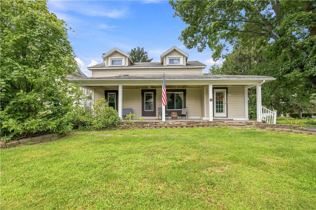 415 Washington Street - Photo 1