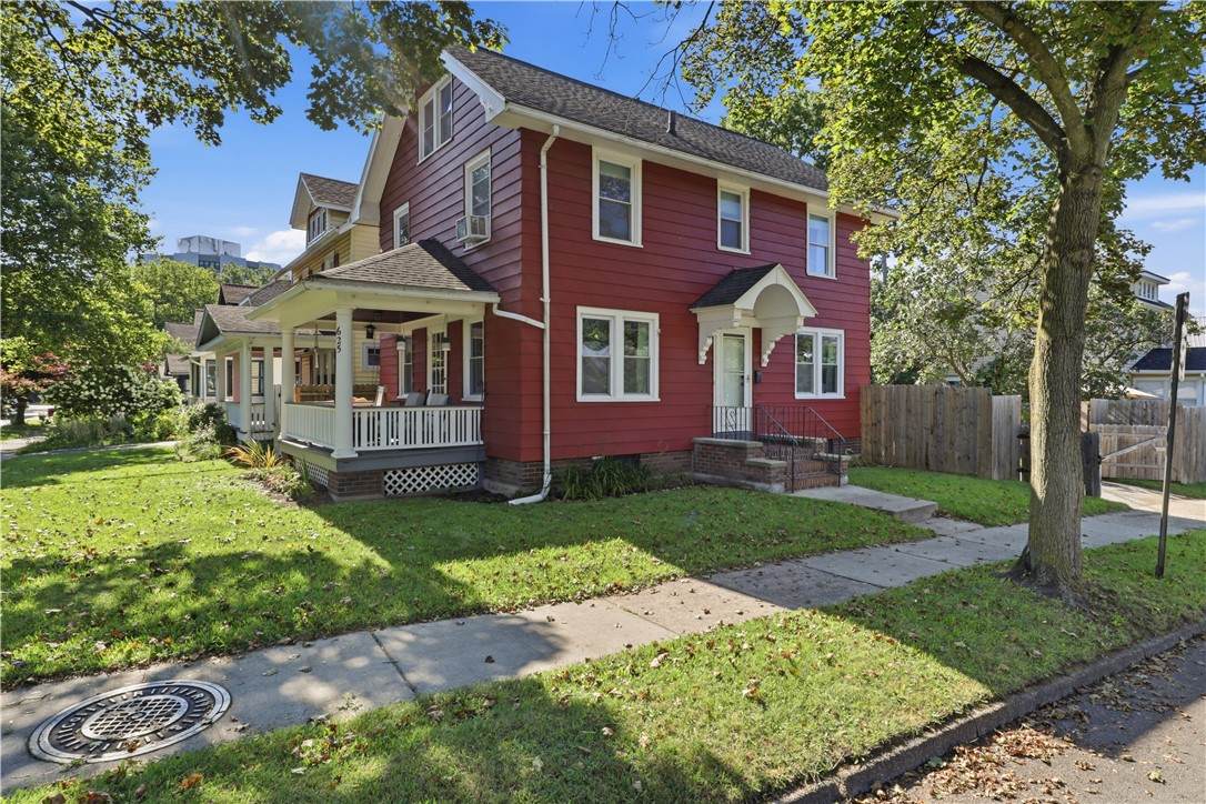 625 Cedarwood - Photo 1