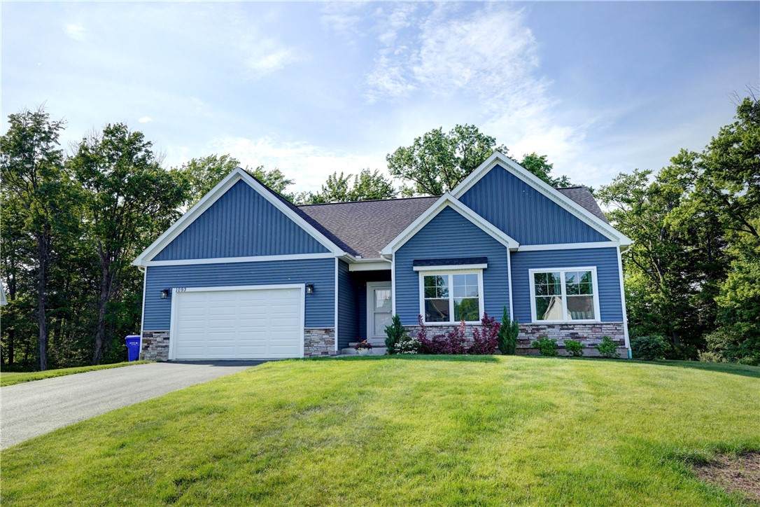 1093 Bear Creek Circle - Photo 1