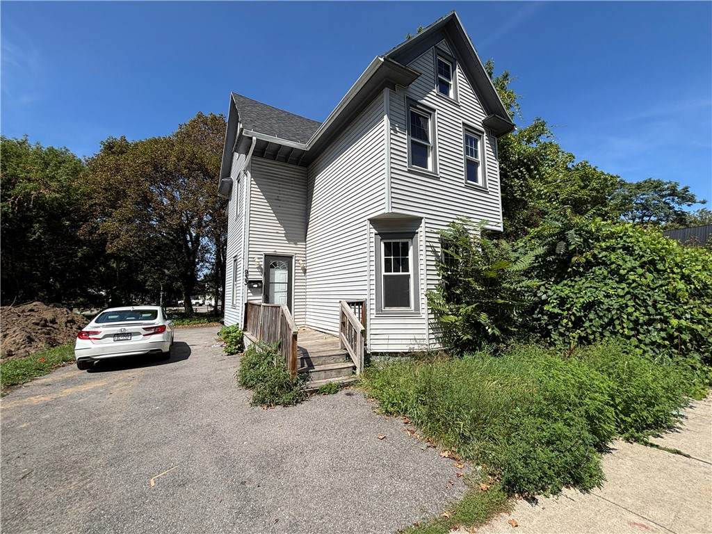 933 Jefferson Avenue - Photo 1