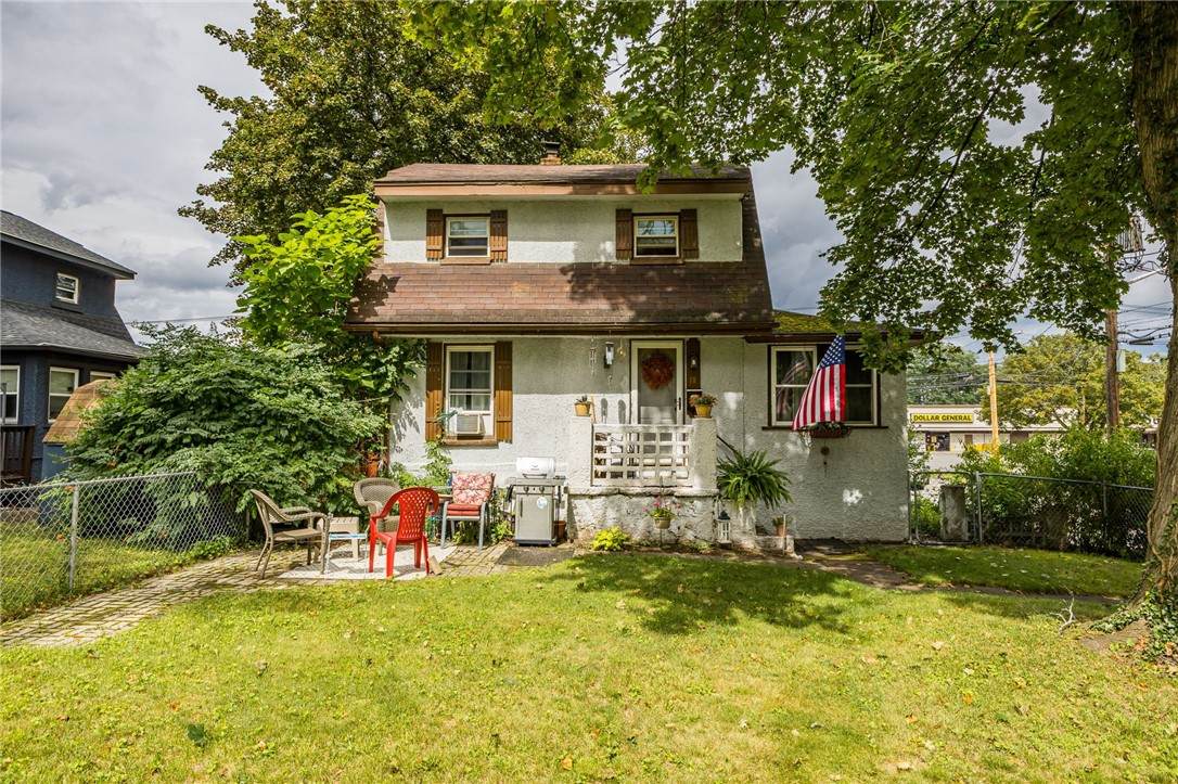 11 Woodneath Crescent - Photo 1