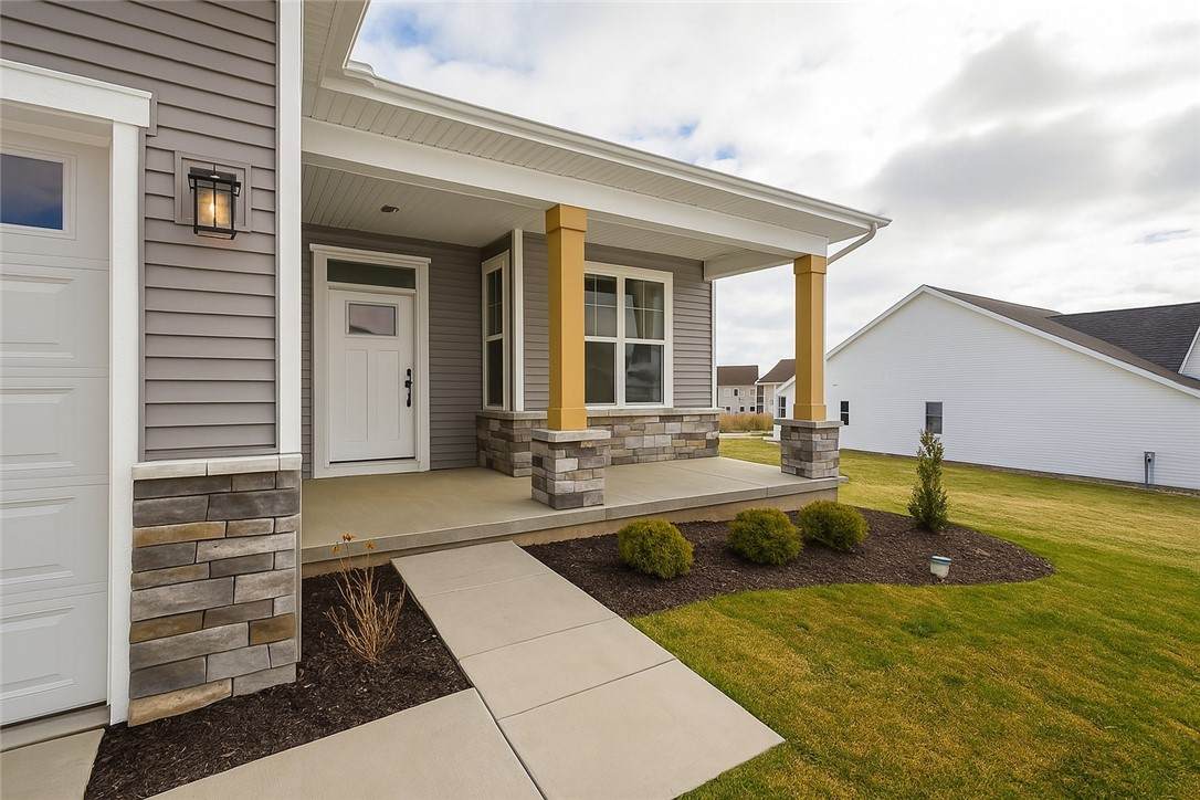 77 Thompson Lane - Photo 1
