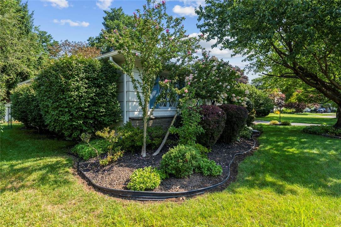https://bt-photos.global.ssl.fastly.net/rochester/orig_boomver_1_R1710417-2.jpg