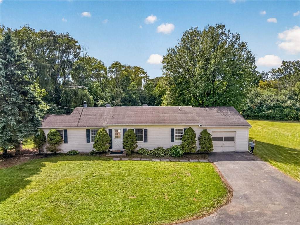 3986 Avon Geneseo Road - Photo 1