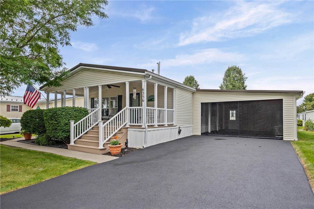 6356 Kims Drive - Photo 1