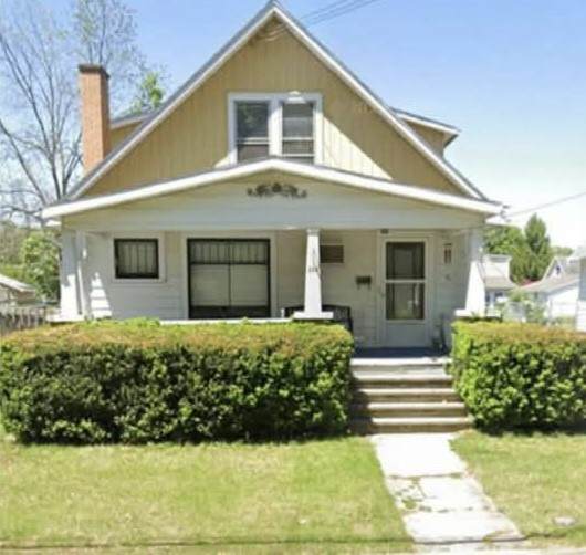 306 Center Street - Photo 1