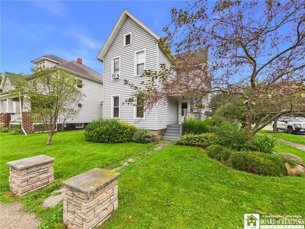 815 Washington Street - Photo 1