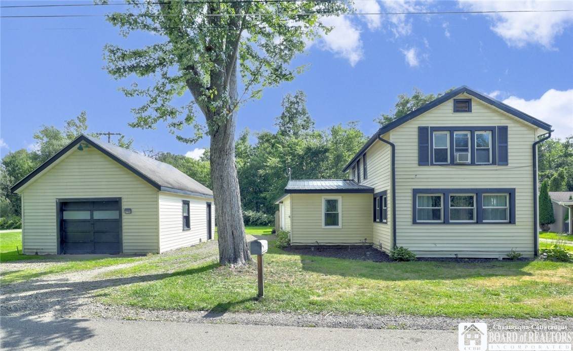 2754 Denslow Avenue - Photo 1