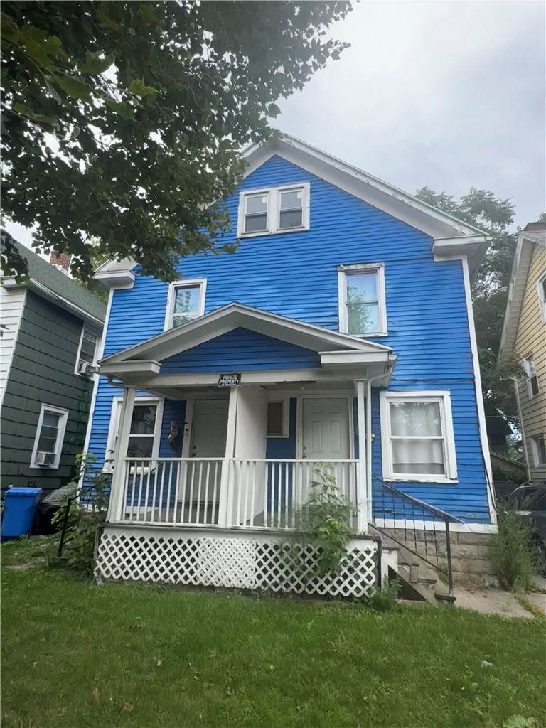 176-178 Roycroft Drive - Photo 1