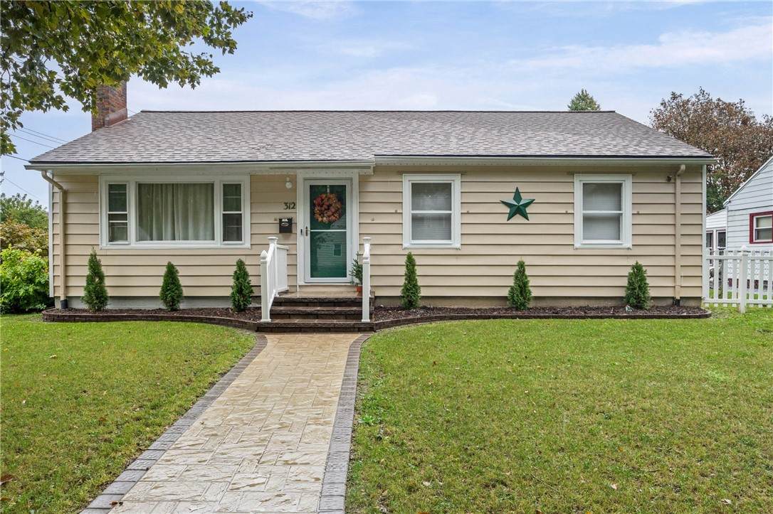 312 Avery Street - Photo 1
