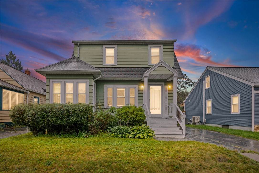 61 Strathmore Drive - Photo 1