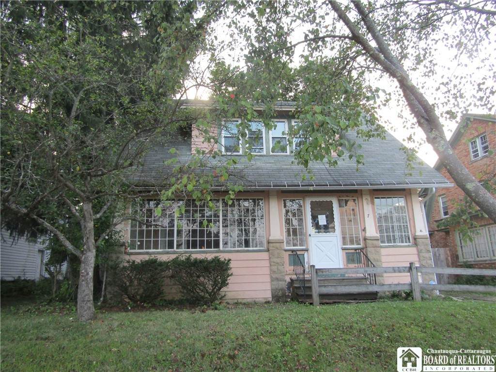 7 Beverly Place - Photo 1