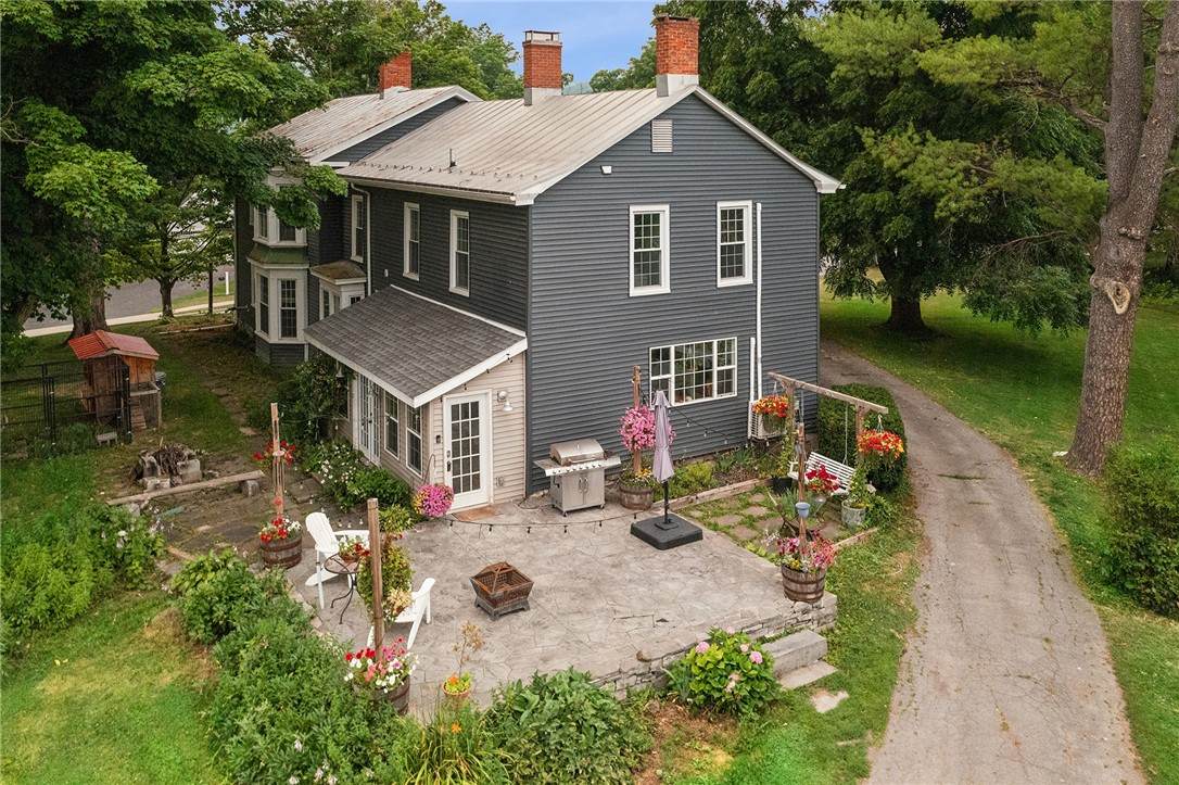 352 Main Street - Photo 1