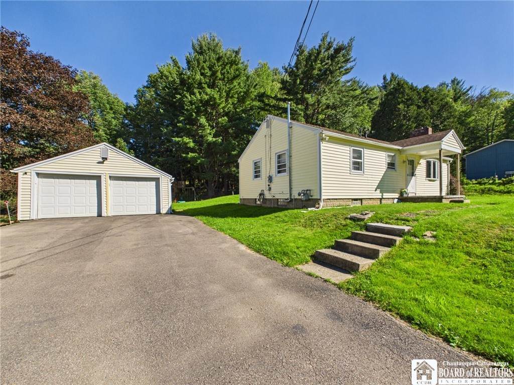 1297 Kamery Road - Photo 1