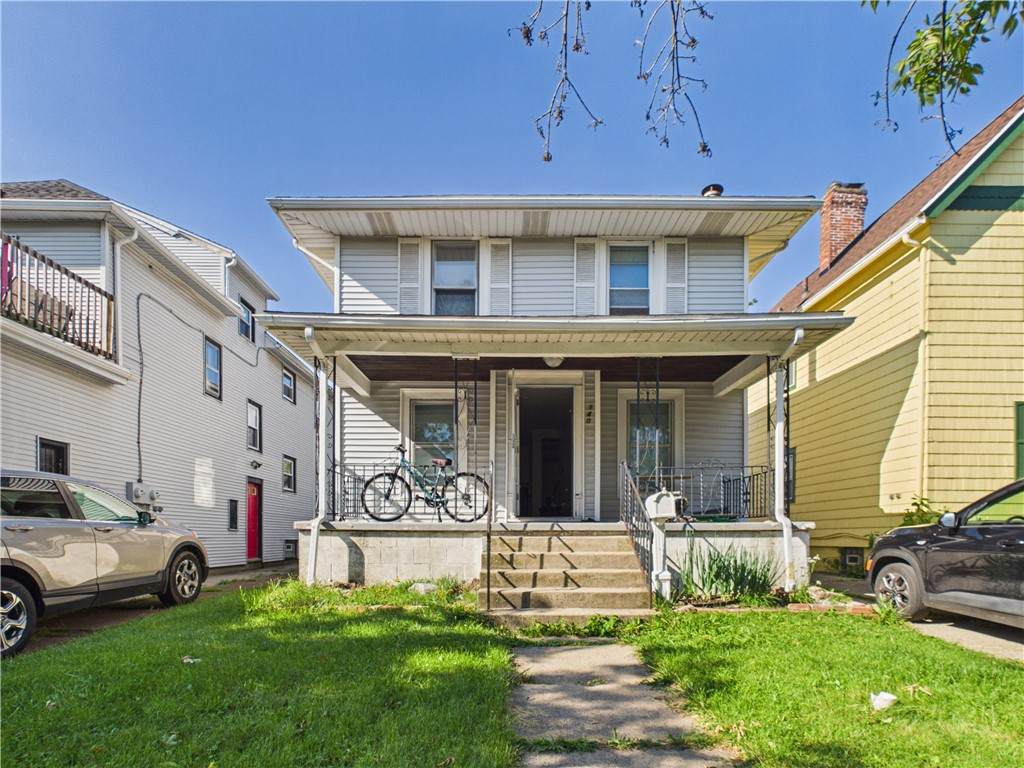 140 Parkwood Avenue - Photo 1