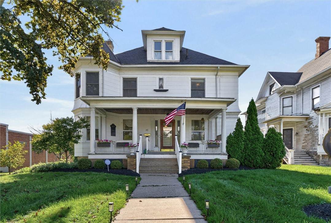 42 Main Street - Photo 1