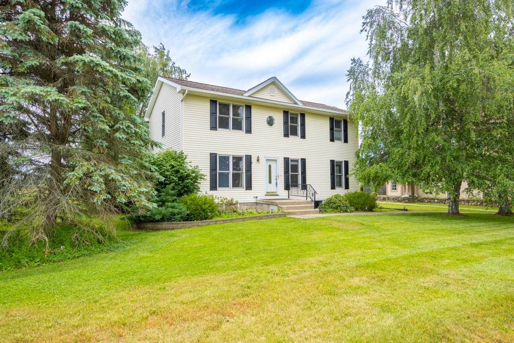281 Dewey Street - Photo 1