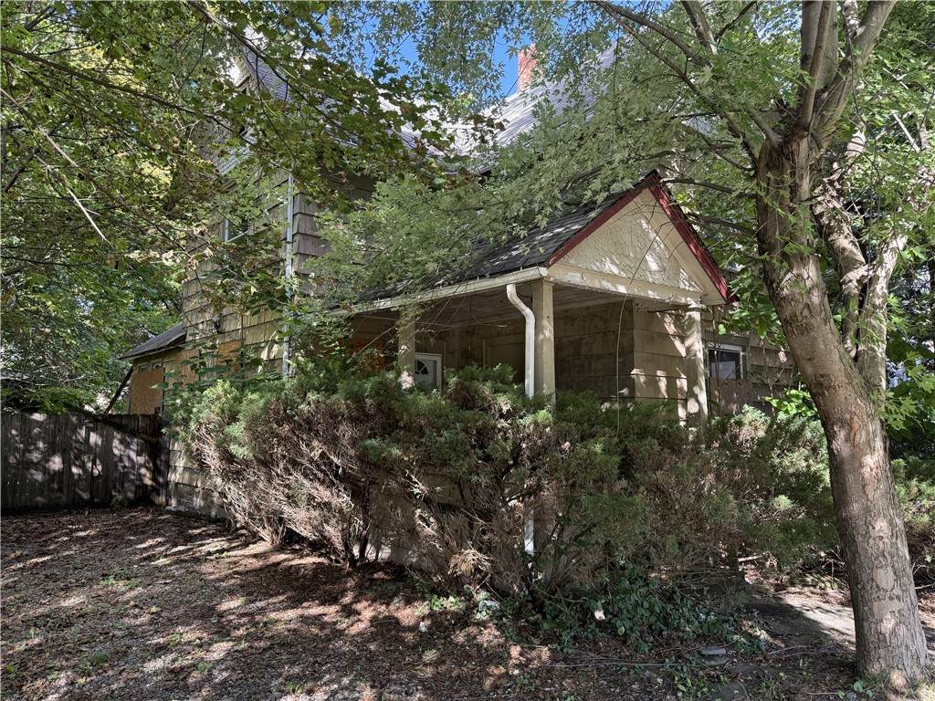 406 Jefferson Street - Photo 1