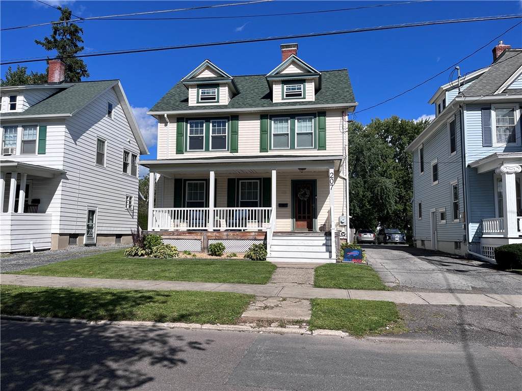 207 West Street - Photo 1