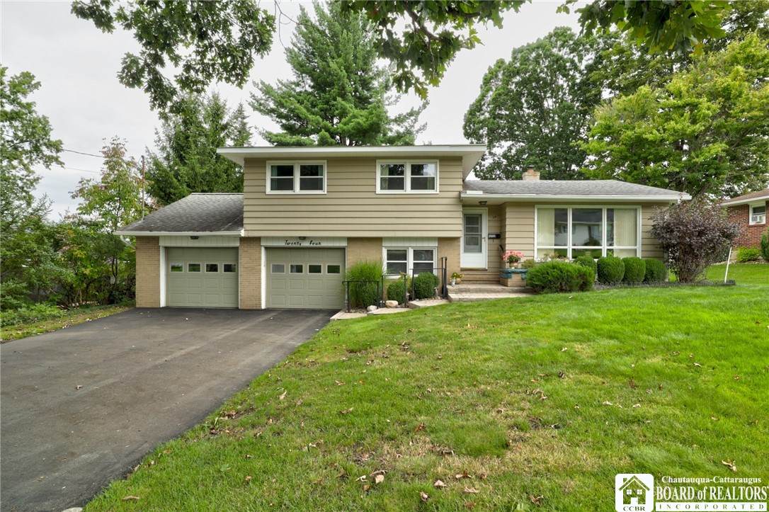 24 Hilldale Avenue - Photo 1