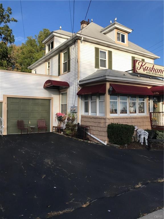 512 Oswego Street - Photo 1