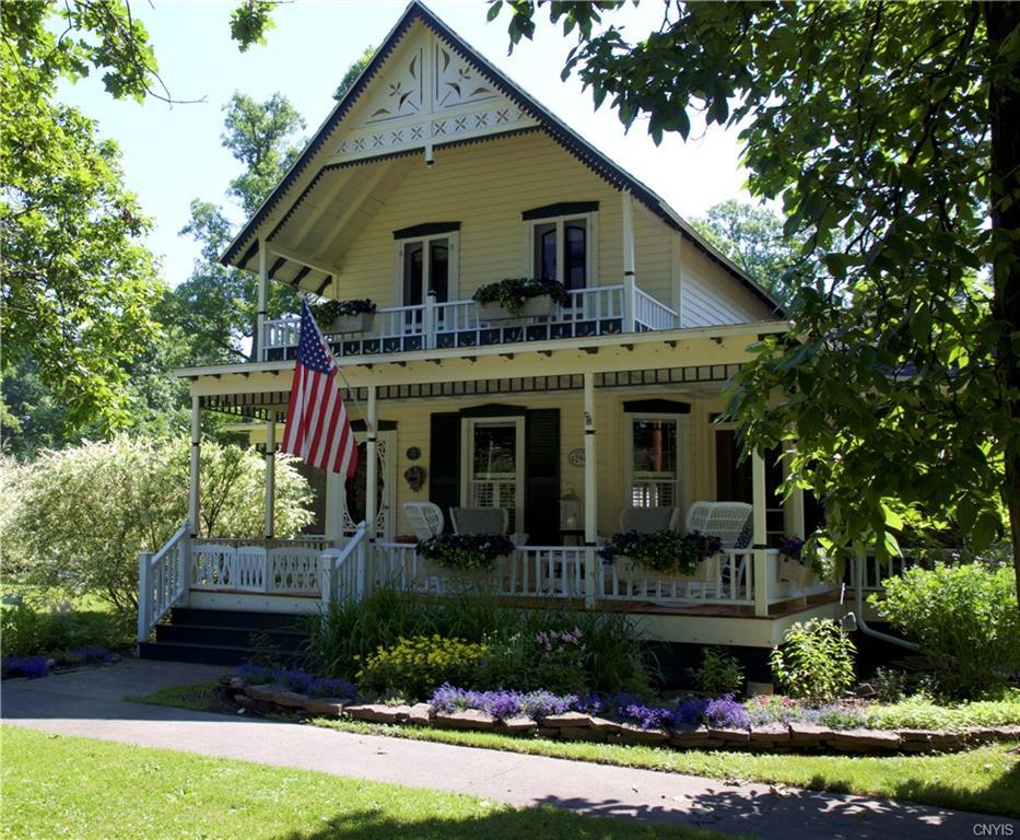 1756 St. Lawrence Ave. - Photo 1
