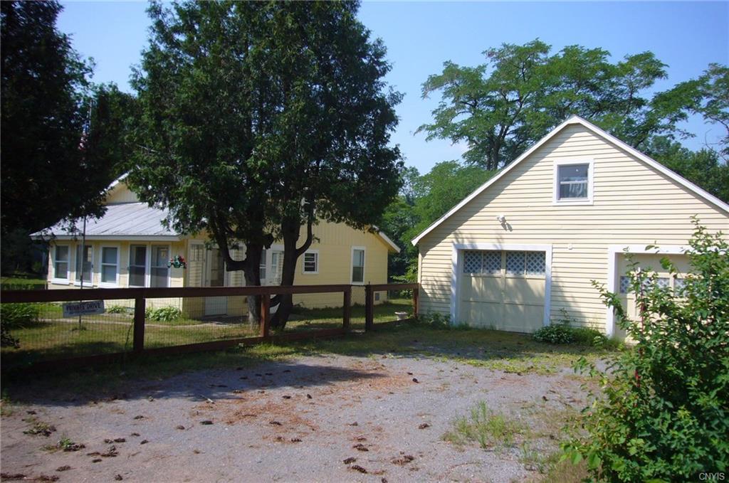 6785 River Road - Photo 1