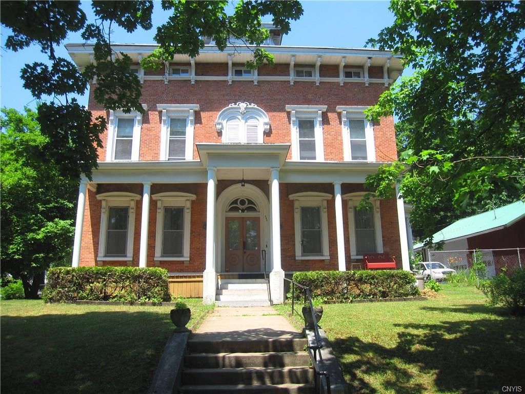 582 Gansevoort Street - Photo 1