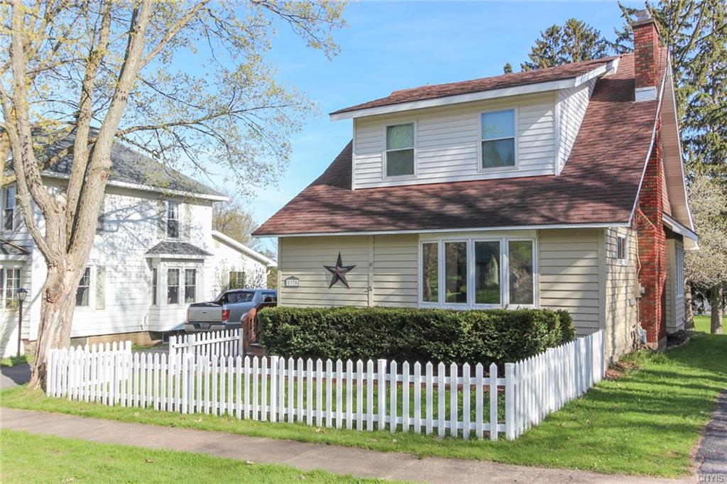 5370 Eugene Street - Photo 1